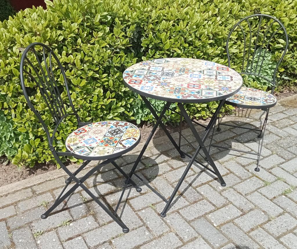 Degelijke complete bistro set maldor., 2 zitplaatsen, Overige materialen, Bijzettafel, Nieuw