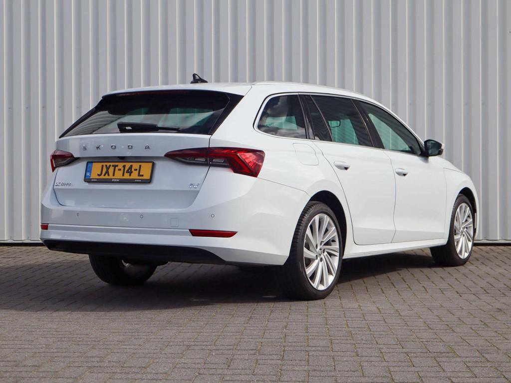 Skoda Octavia Combi 1.4 TSI 204pk iV PHEV Business Edition P, Auto's, 12 maanden, Stof, Gebruikt, 1553 kg