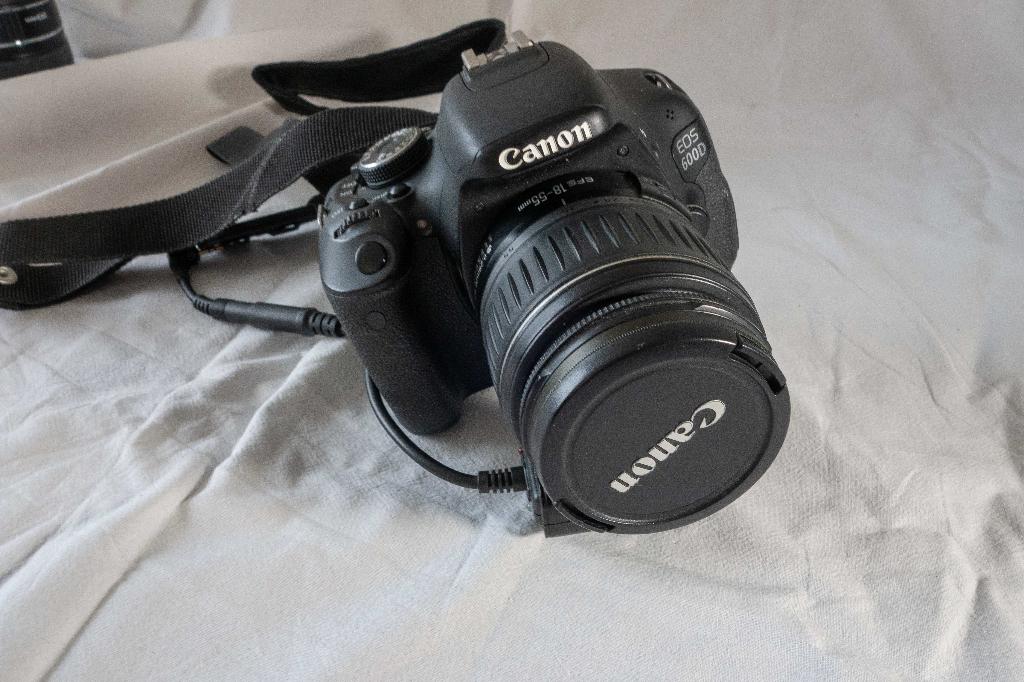 Canon EOS 600D, Gebruikt, Spiegelreflex, Canon, Minder dan 4 keer