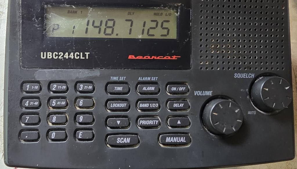 Uniden bearcat ubc 244 clt  goed Gebruikt 50 kanalen, Ophalen, Gebruikt, 30 tot 200 kanalen