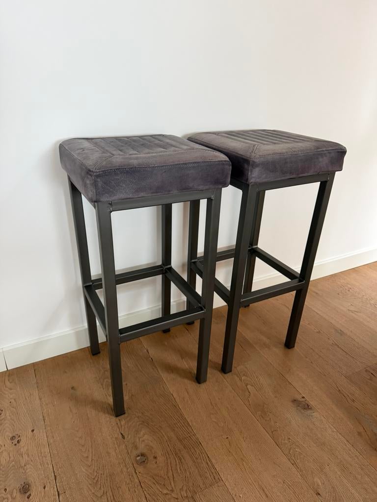 Barkrukken hoge krukken staal leer grijs antreciet 2 stuks, Huis en Inrichting, Barkrukken, Ophalen, 60 tot 90 cm, Leer, Zo goed als nieuw