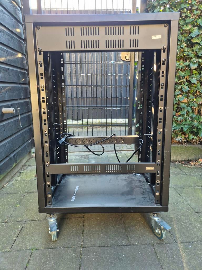Innox INA SR16 universeel 19 inch rack met wielen, Ophalen of Verzenden, Gebruikt, Overige instrumenten, Flightcase
