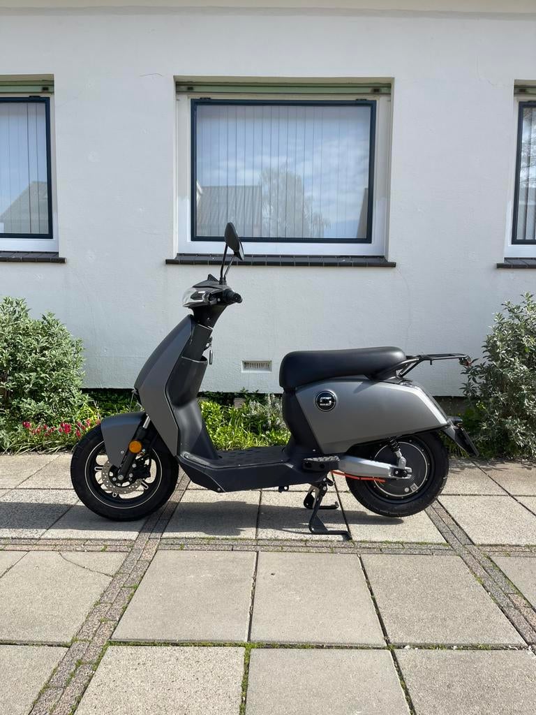 Supersoco vmoto cus e-scooter, Fietsen en Brommers, Ophalen, Maximaal 45 km/u, Elektrisch, Nieuw