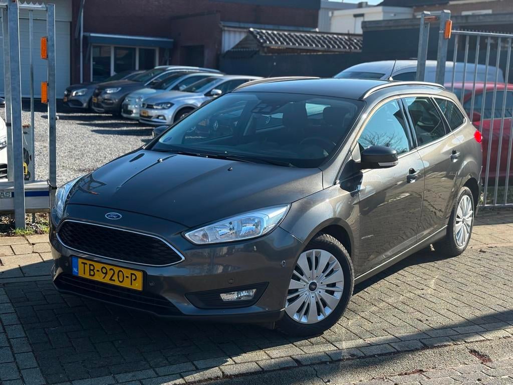 Ford Focus Wagon 1.0 Lease Edition | Nieuwe D-Riem | Navigat, Gebruikt, Origineel Nederlands, Handgeschakeld, 999 cc