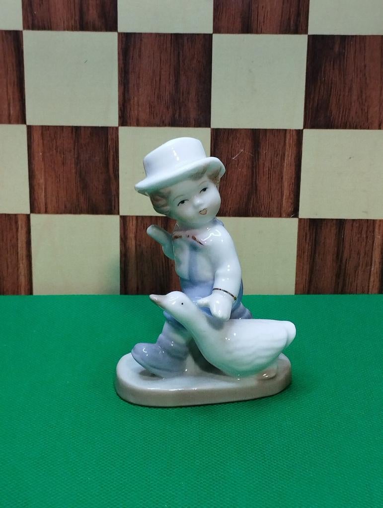 vintage porseleinen beeldje PMI, Ophalen of Verzenden, Zo goed als nieuw, Dier