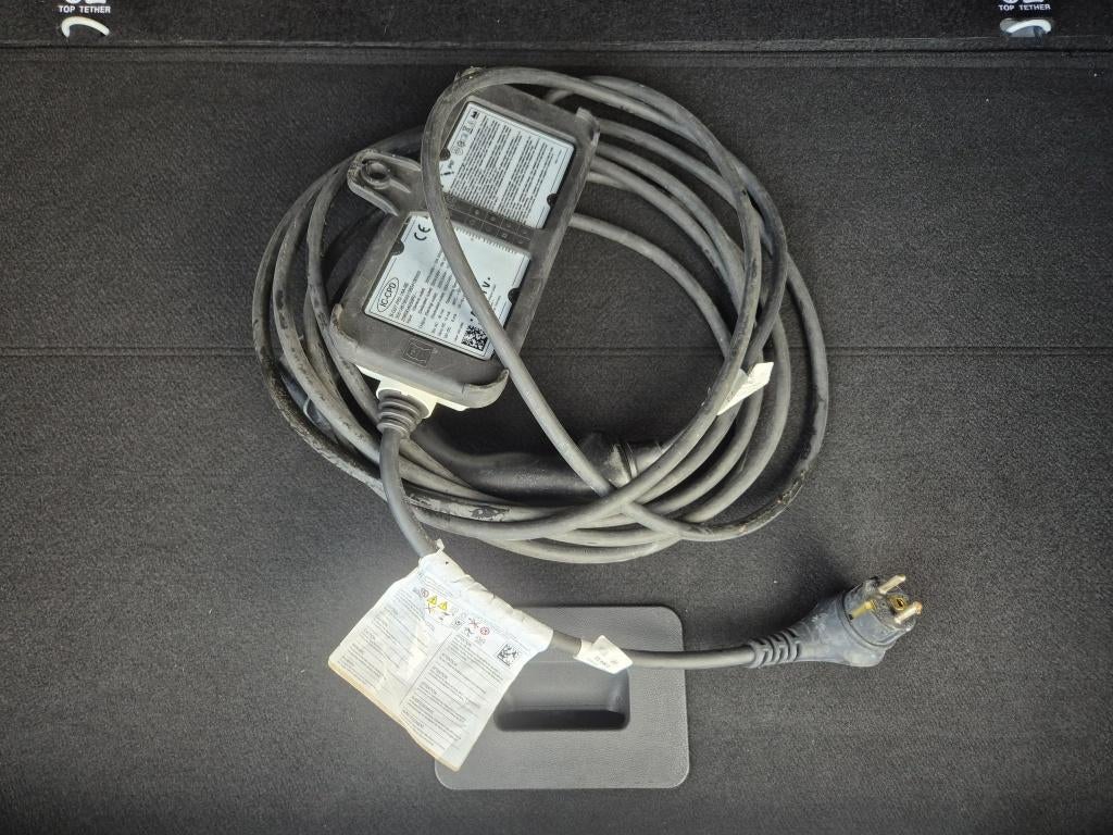 Renault ZOE Z.E. Thuislaadkabel stopcontact 230V Type 2, Auto-onderdelen, Ophalen of Verzenden, Renault