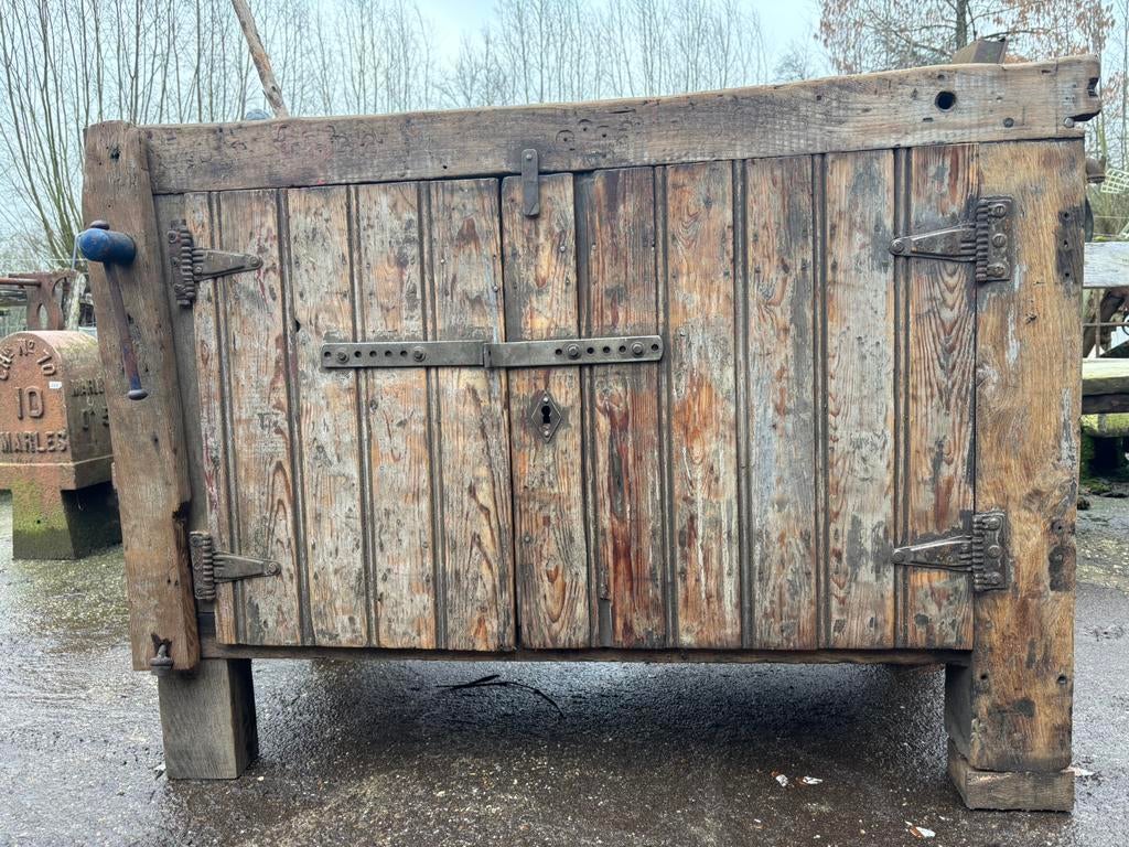 Timmermanswerkbank of industriële houten werkbank sidetable, Ophalen of Verzenden