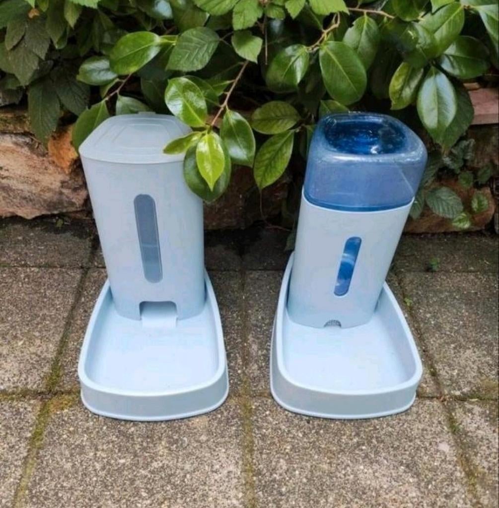 CLQ
Cat and Dog Vending Machine Pet Feeder Automatic Feeder, Ophalen of Verzenden