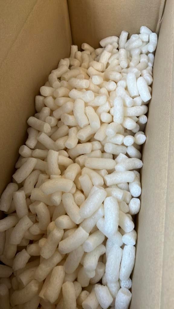 Opvulmateriaal opvul chips verpakking becherming opvullen, Ophalen, Zo goed als nieuw