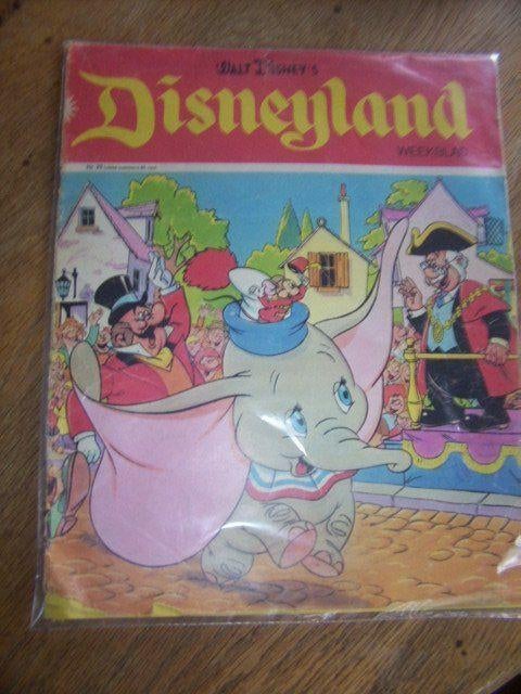 Disney blad Disneyland 25 - 1973 Dombo op de voorkant, Ophalen of Verzenden, Overige figuren, Gebruikt, Beeldje of Figuurtje