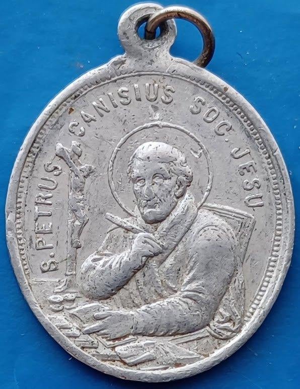 Vintage Medaille S. Petrus canisius soc.Jesus, Verzenden, Overige materialen, Buitenland