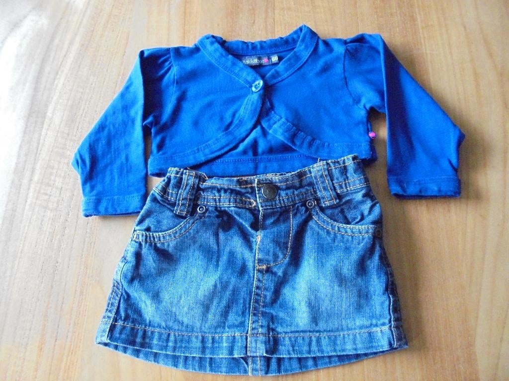 Vestje van Bakkaboe en spijkerrokje van Hema maat 122-128, Ophalen of Verzenden, Zo goed als nieuw, Meisje, Setje