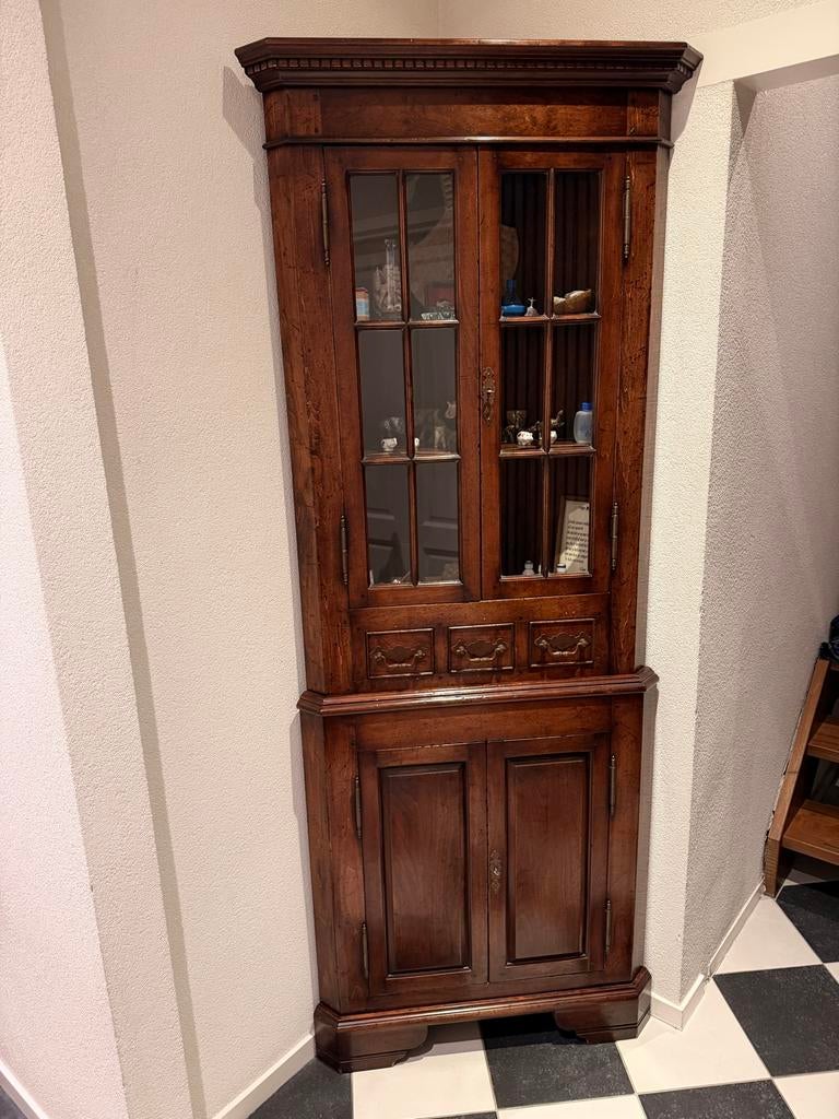 Hoekkast massief kersenhout met vitrine, Ophalen of Verzenden