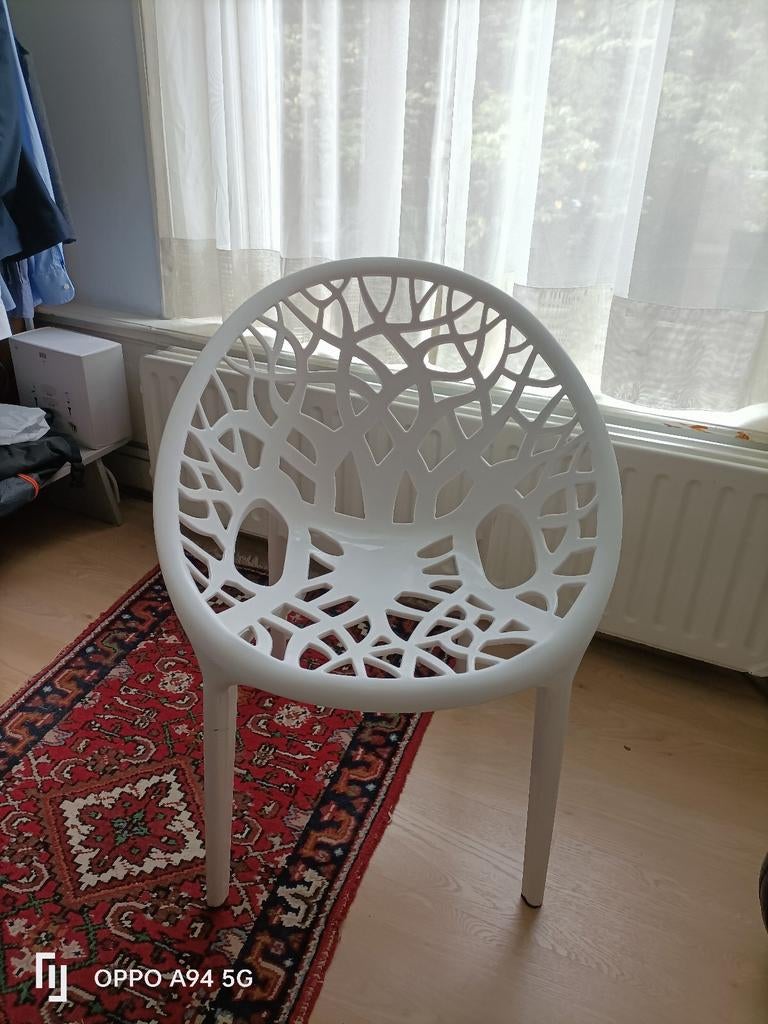 Kunststof DESIGNE stoel nieuw, Overige materialen, Wit, Nieuw, Ophalen of Verzenden