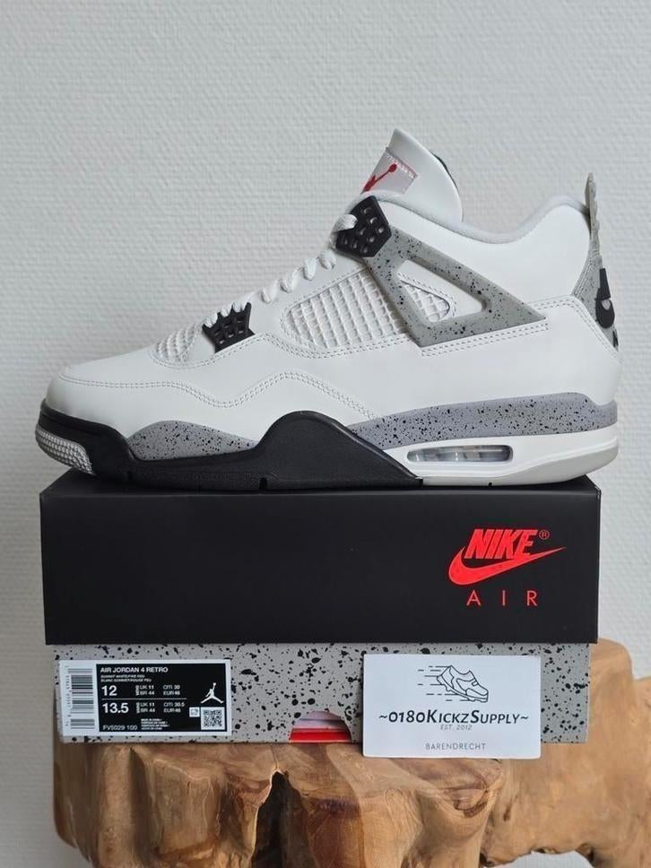 Nike Air Jordan 4 Retro OG 'White Cement' - Maat 46, Kleding | Heren, Schoenen, Wit, Nike, Nieuw, Ophalen of Verzenden