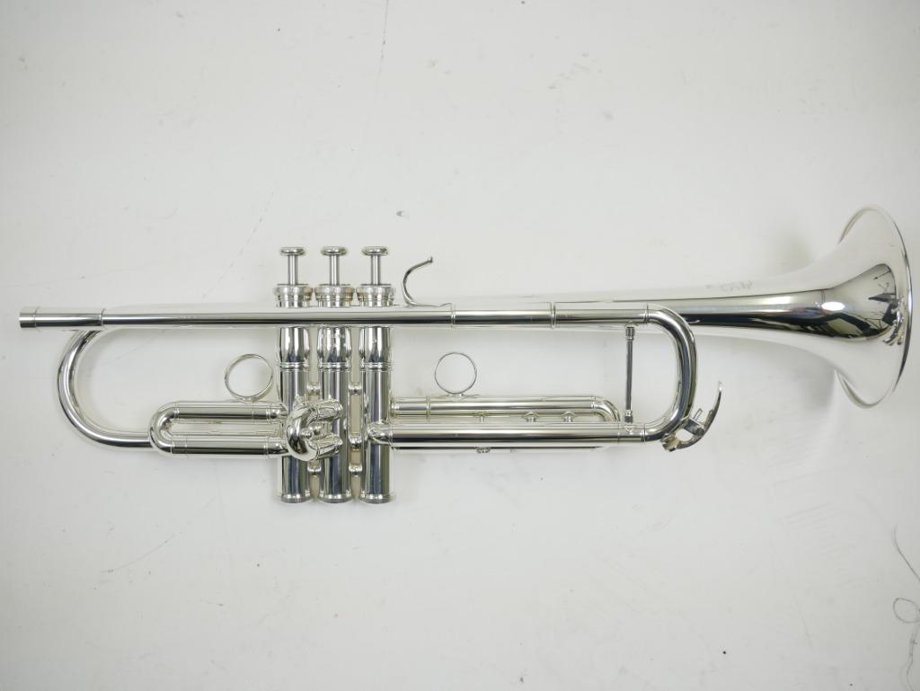 GEZOCHT Trompetten Yamaha, Bach, Getzen, Conn, Olds, Muziek en Instrumenten, Ophalen of Verzenden, Gebruikt, Bes-trompet