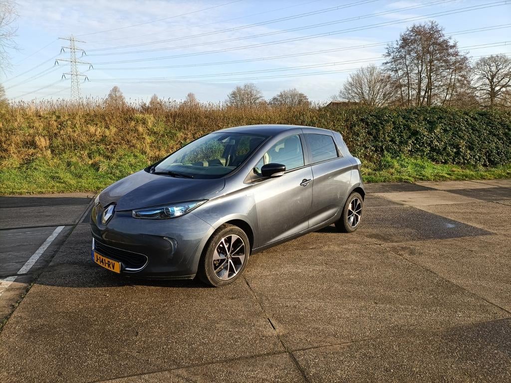 Renault ZOE E 2018 Grijs 41kw, 58 pk, 135 min, Leder, 1455 kg