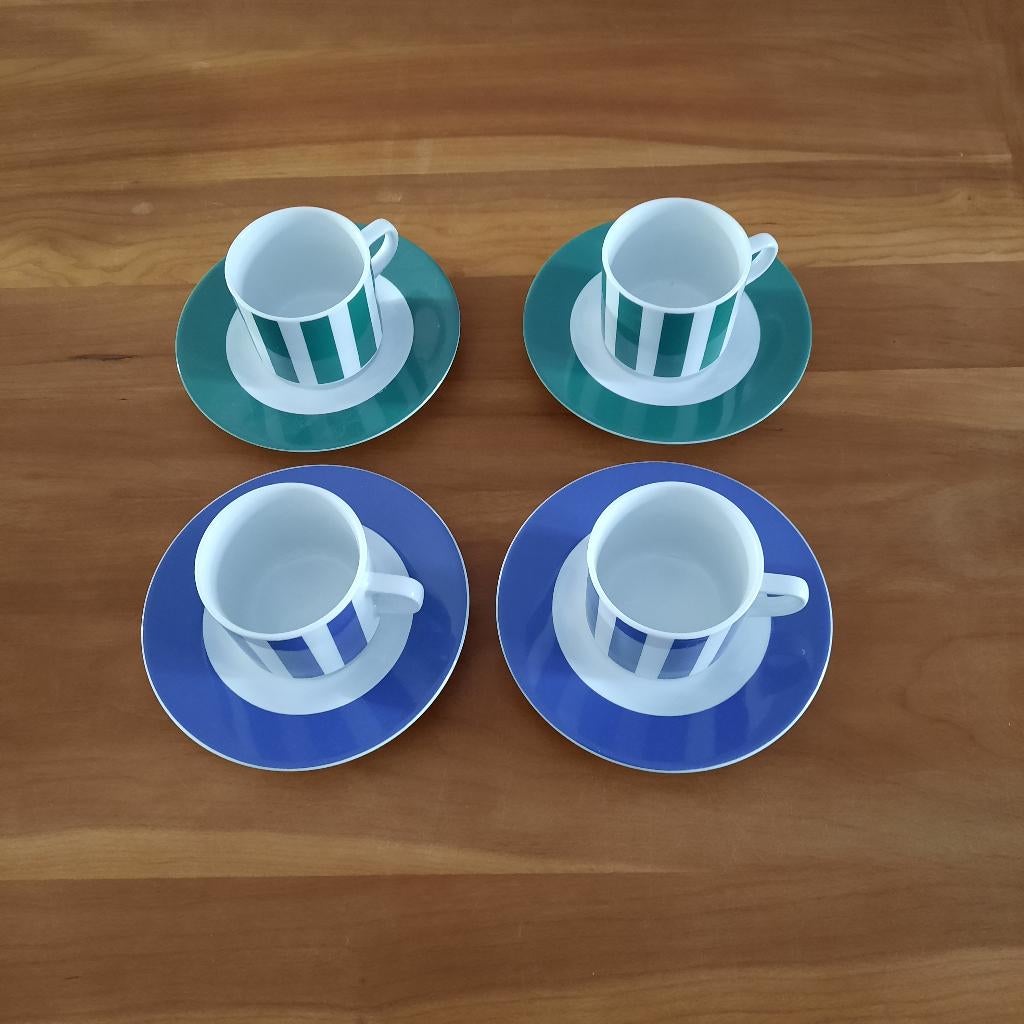 4 x vintage porseleinen Kahla koffiekopjes, Ophalen, Zo goed als nieuw, Overige stijlen, Kop(pen) en/of Schotel(s)