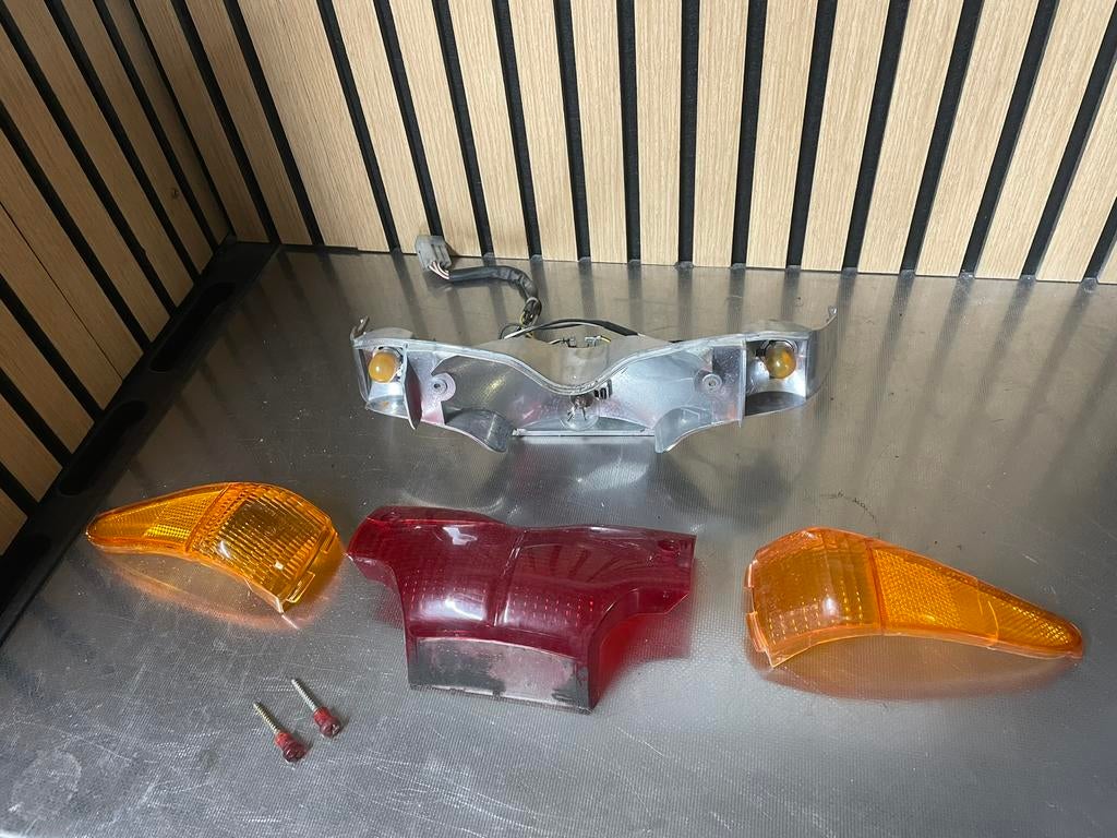 Gilera runner achterlicht unit, Ophalen