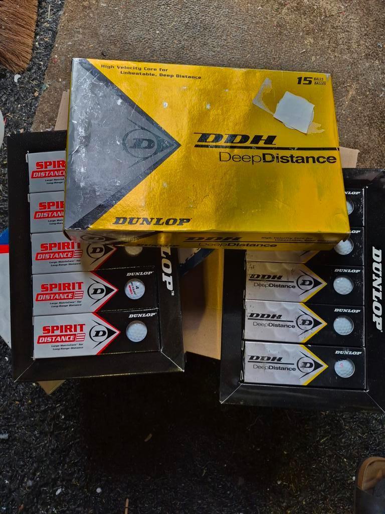 2 dozen van 15 stuks (30 stuks dus) Dunlop Golfballen 25€ ., Ophalen, Nieuw, Bal(len), Overige merken