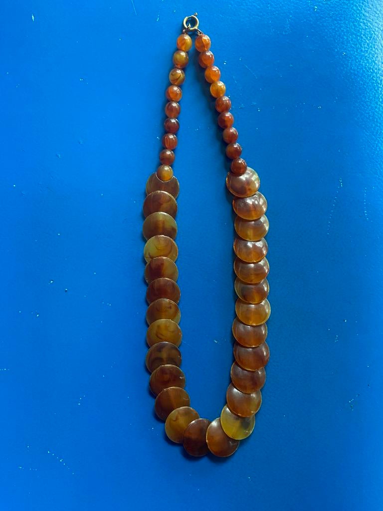 Art Deco Bakeliet Collier Jaren 40/50, Sieraden, Tassen en Uiterlijk, Kettingen, Ophalen of Verzenden, Gebruikt, Bruin, Kunststof