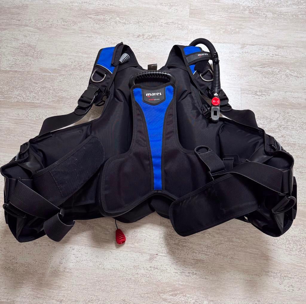 Trimvest Mares Prestige SLS Blue L, Watersport en Boten, Duiken, Ophalen of Verzenden, Zo goed als nieuw, Trimvest of Wing