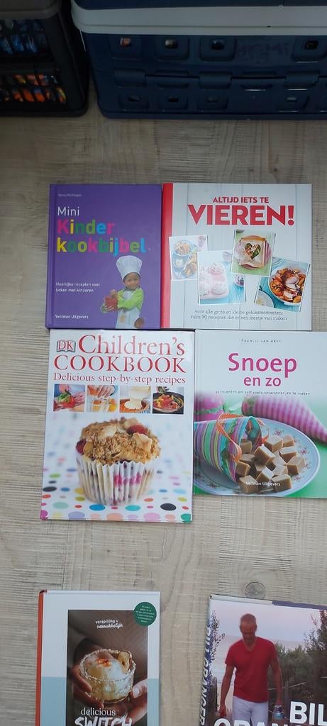 4 kinderkookboeken voor gezamenlijk bakplezier., Boeken, Kookboeken, Ophalen of Verzenden, Gelezen