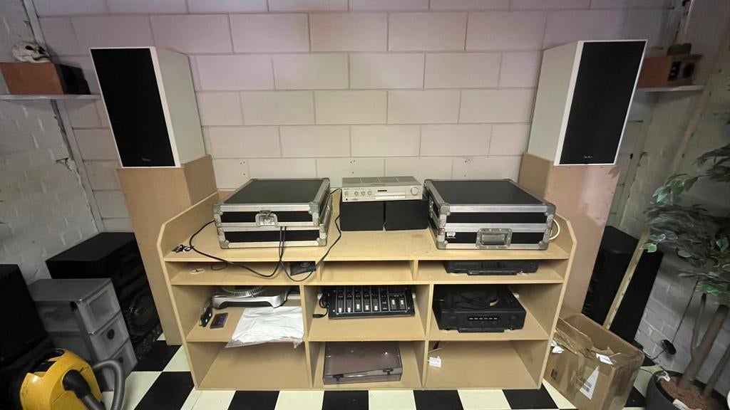 Vinyl DJ booth, Muziek en Instrumenten, Dj-sets en Draaitafels, Ophalen, Zo goed als nieuw, Overige merken