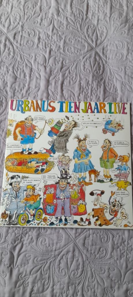 LP Urbanus Tien Jaar Live, drie dubbel LP., Cd's en Dvd's, Vinyl | Nederlandstalig, Ophalen of Verzenden, Gebruikt, 12 inch, Levenslied of Smartlap