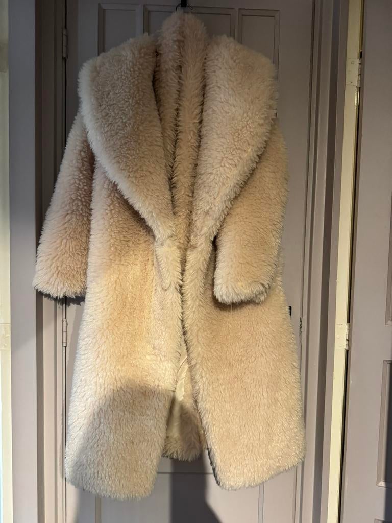 Bont jas pull&bear, Ophalen of Verzenden, Zo goed als nieuw, Maat 38/40 (M), Zwart