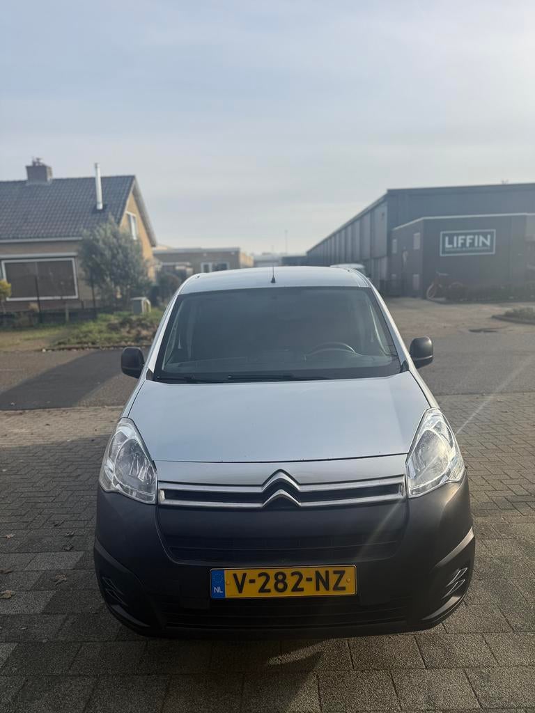 Peugeot Partner 2018 L1 1.6 Bluehdi 100pk 2-zits, Auto's, Voorwielaandrijving, 4 cilinders, Origineel Nederlands, 1560 cc