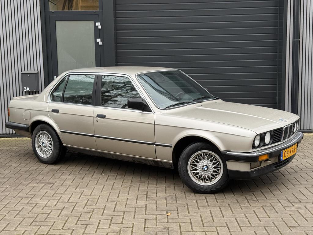 BMW 3-serie 325i, Auto's, BMW, Gebruikt, 2494 cc, 1194 kg, Handgeschakeld