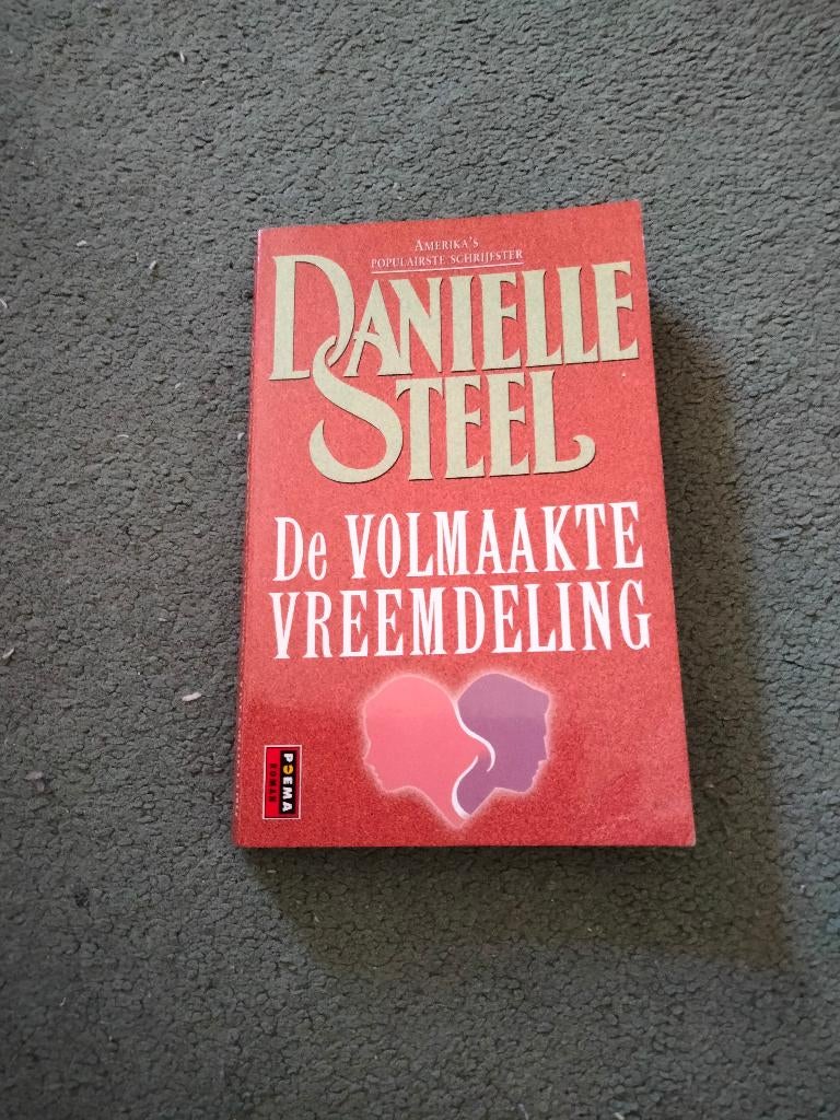 danielle steel de volmaakte vreemdeling, Ophalen, Zo goed als nieuw