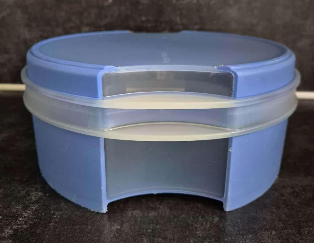 Tupperware vensterdoos koektrommel Blauw, Ophalen of Verzenden, Zo goed als nieuw, Blauw, Bus of Trommel