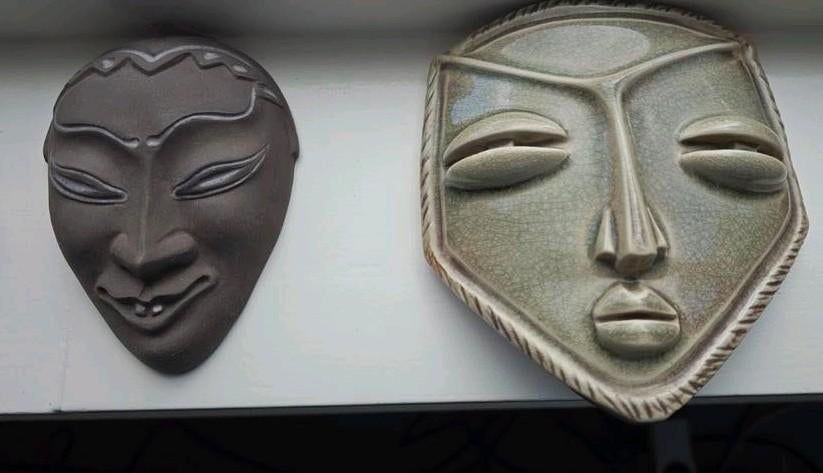 Maskers van keramist Jaap Ravelli, Antiek en Kunst, Antiek | Keramiek en Aardewerk, Ophalen of Verzenden