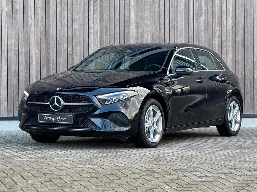 Mercedes-Benz A-klasse 250 e Star Edition / Camera / ACC /, Auto's, 1525 kg, Gebruikt, Zwart, 4 cilinders