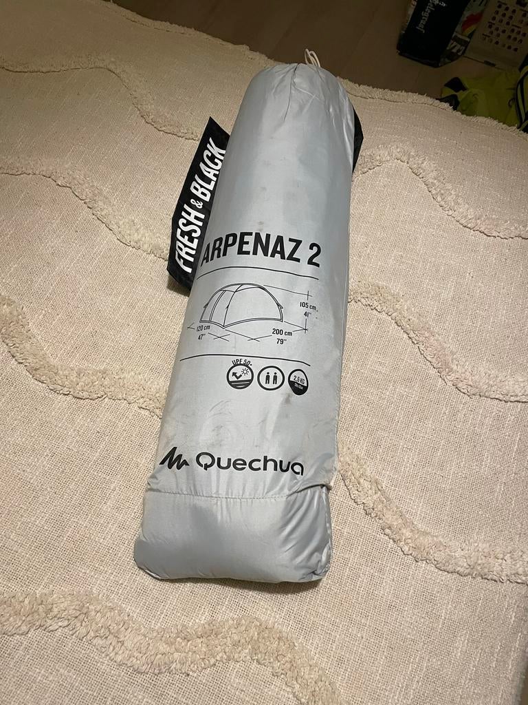 Quechua Arpenaz 2 Fresh & Black tent - 2 persoons, Ophalen of Verzenden, Zo goed als nieuw, Tot en met 2