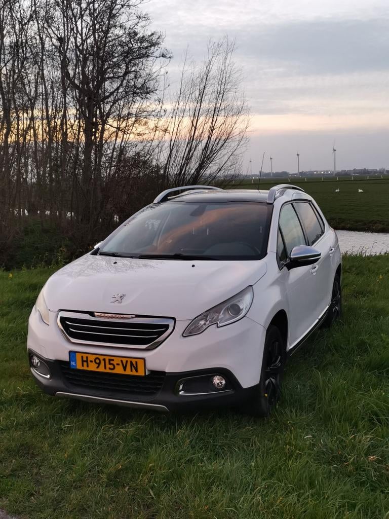 PEUGEOT 2008 station type C 05-2014 221805km, Auto's, Peugeot, Voorwielaandrijving, Euro 5, 40 €/maand, Zwart
