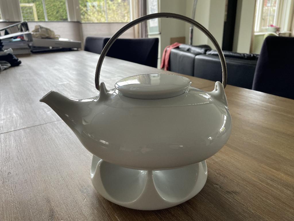 Design theepot met theelichthouder Arzberg Duitsland, Overige typen, Ophalen of Verzenden, Zo goed als nieuw, Overige stijlen