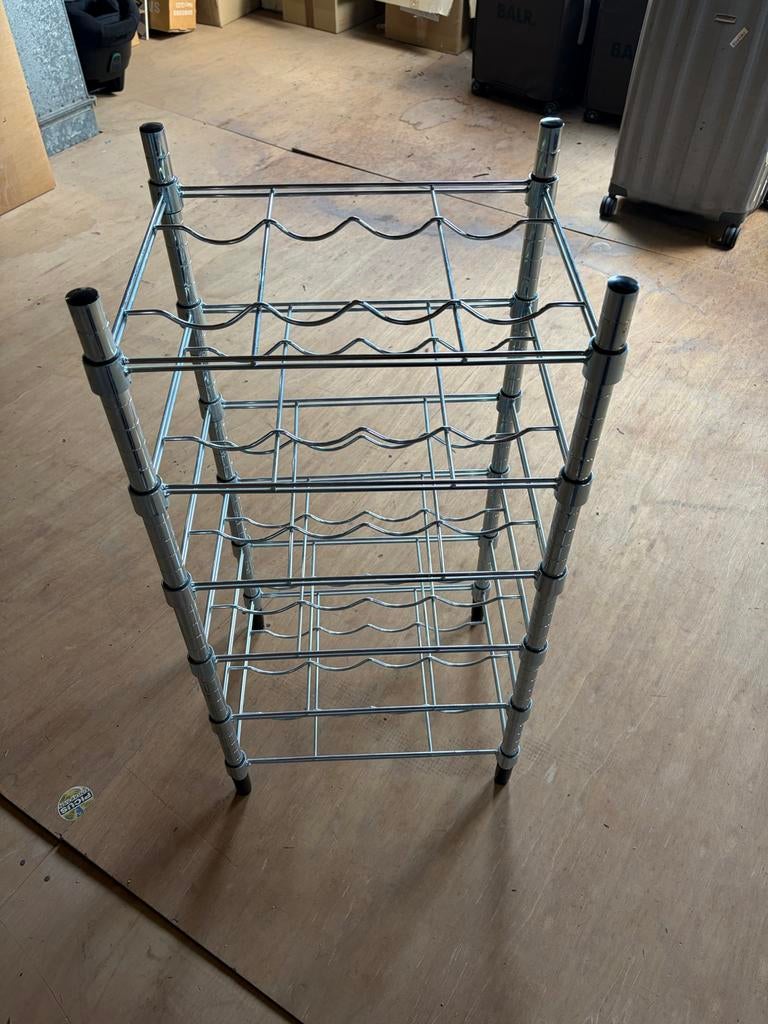 Ikea wijnrek - Metaal - Ruimte voor 20 flessen, Ophalen, Gebruikt, 15 tot 25 flessen, Metaal