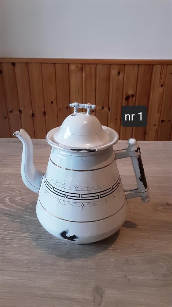 EMAILLE CRÈME/WITTE KOFFIEPOT., Ophalen of Verzenden