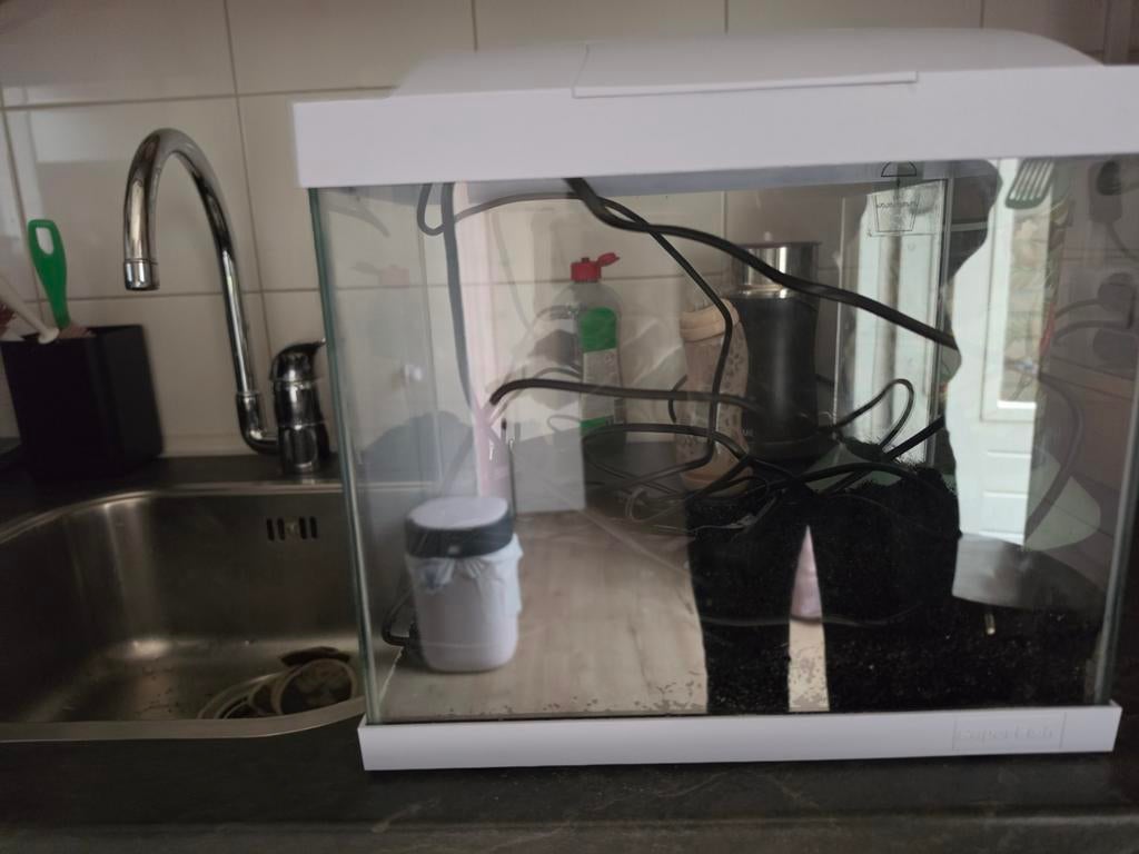 Klein aquarium, Dieren en Toebehoren, Vissen | Aquaria en Toebehoren, Ophalen, Zo goed als nieuw, Leeg aquarium