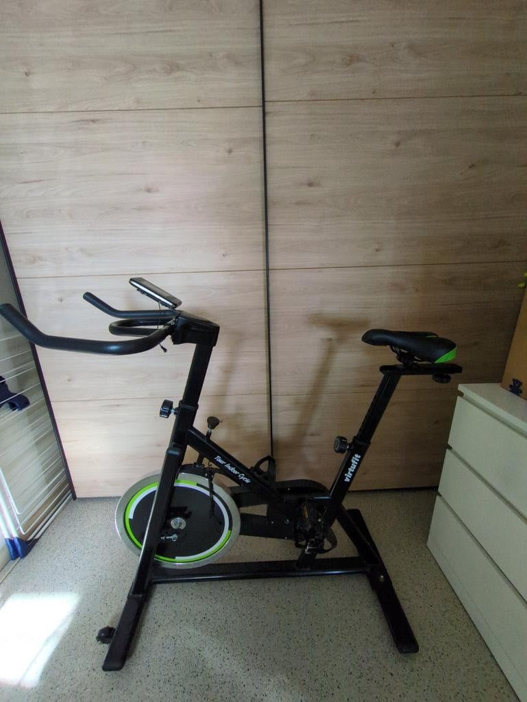 VirtuFit Hometrainer / Spinningfiets - Zo goed als nieuw, Ophalen, Spinningfiets, Zo goed als nieuw, Metaal