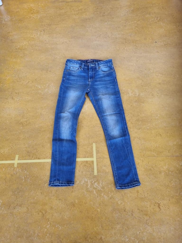 Blauwe spijkerbroek, Ophalen