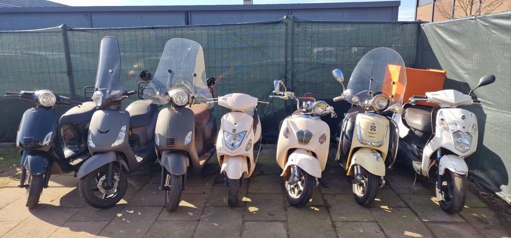 Loop of Sloop Scooters (opruiming), Fietsen en Brommers, Ophalen, Gebruikt, Benzine