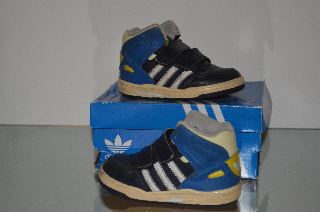 adidas schoen maat 21, Adidas, Gebruikt, Schoenen, Ophalen of Verzenden