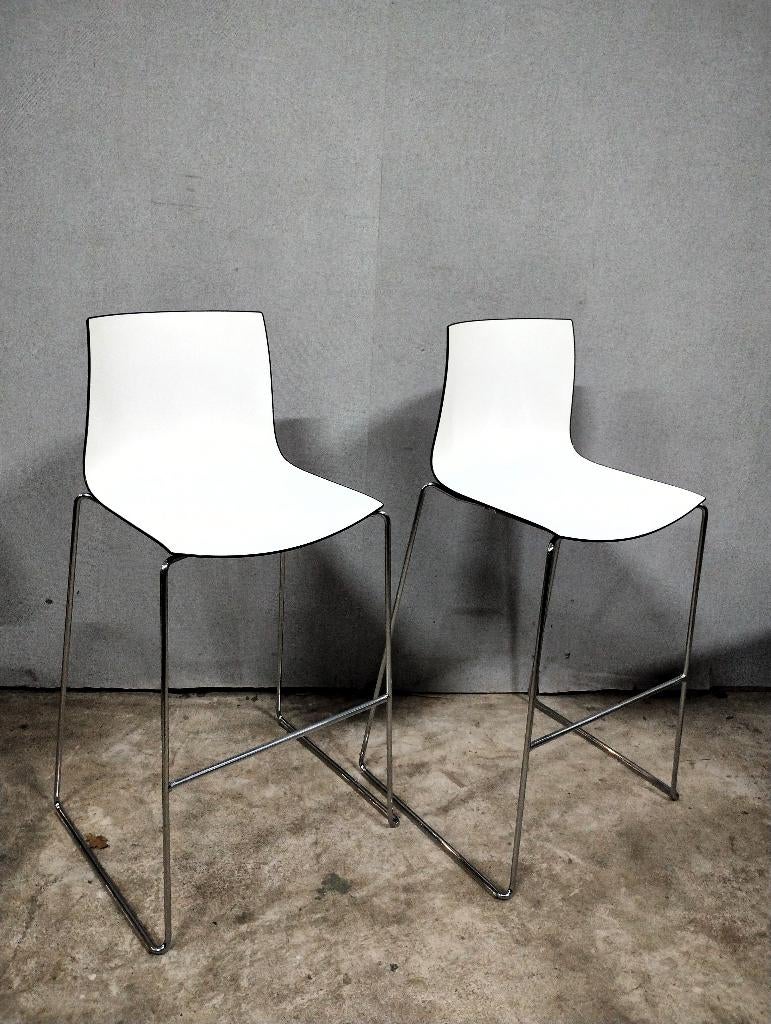 Design barkruk Arper Catifa 46 barstoel hoog, Huis en Inrichting, Barkrukken, Ophalen, Kunststof, 60 tot 90 cm, Zo goed als nieuw