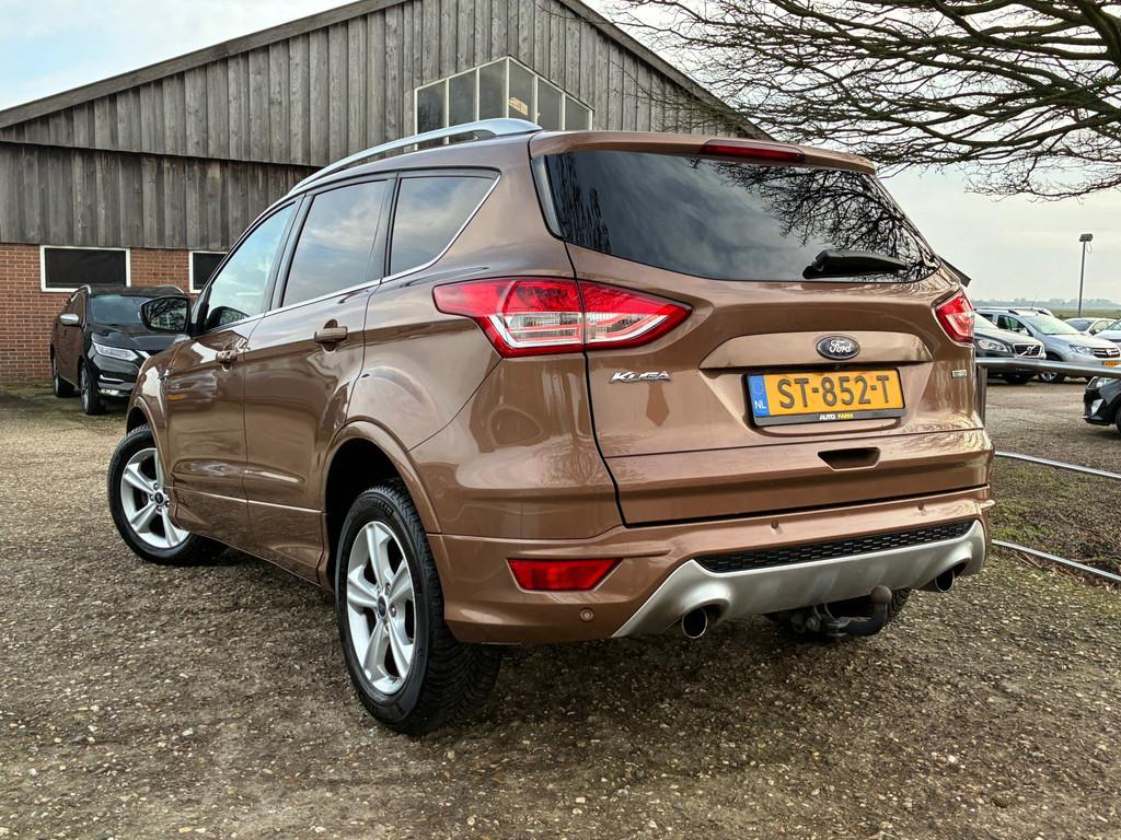 Ford Kuga 1.6 Titanium Plus | Camera + Leder + Cruise Nu €, Voorwielaandrijving, 15 km/l, Gebruikt, Zwart