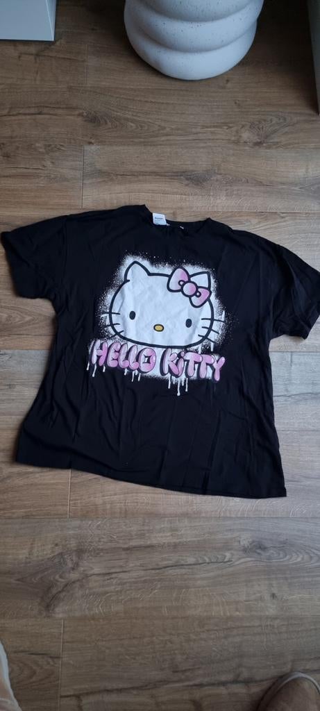 Hello Kitty t-shirt xl, Ophalen of Verzenden, Zo goed als nieuw, Maat 46/48 (XL) of groter, Korte mouw