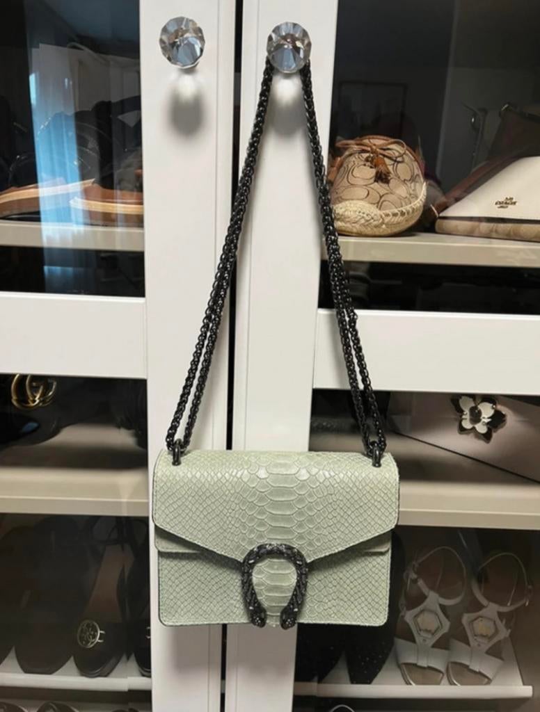 Green leather bag, Ophalen of Verzenden, Zo goed als nieuw, Groen, Schoudertasje